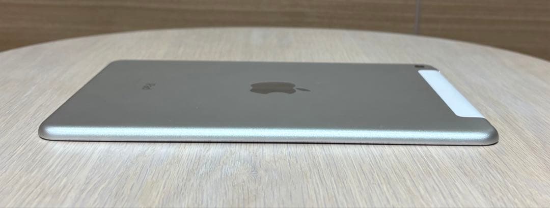 iPad mini4 wifi+cellular 128GB　シルバー