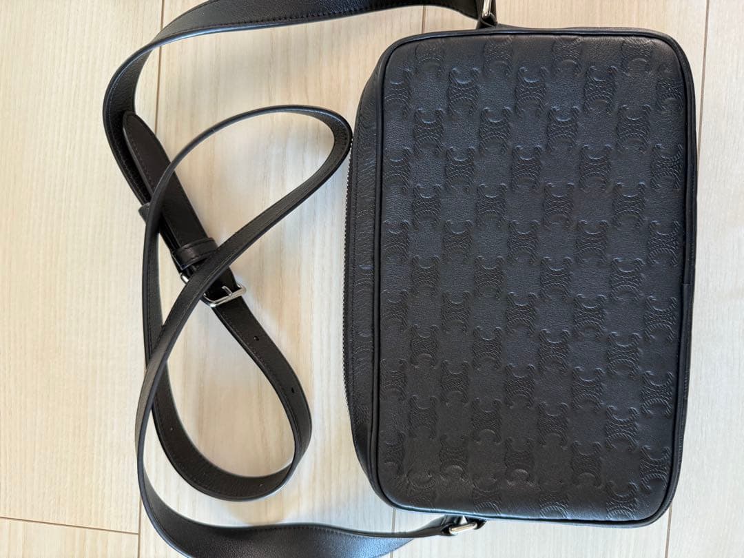 CELINE ブラック ショルダーバッグ