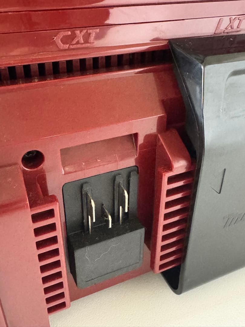 マキタ　充電式コーヒーメーカー【CM501D】