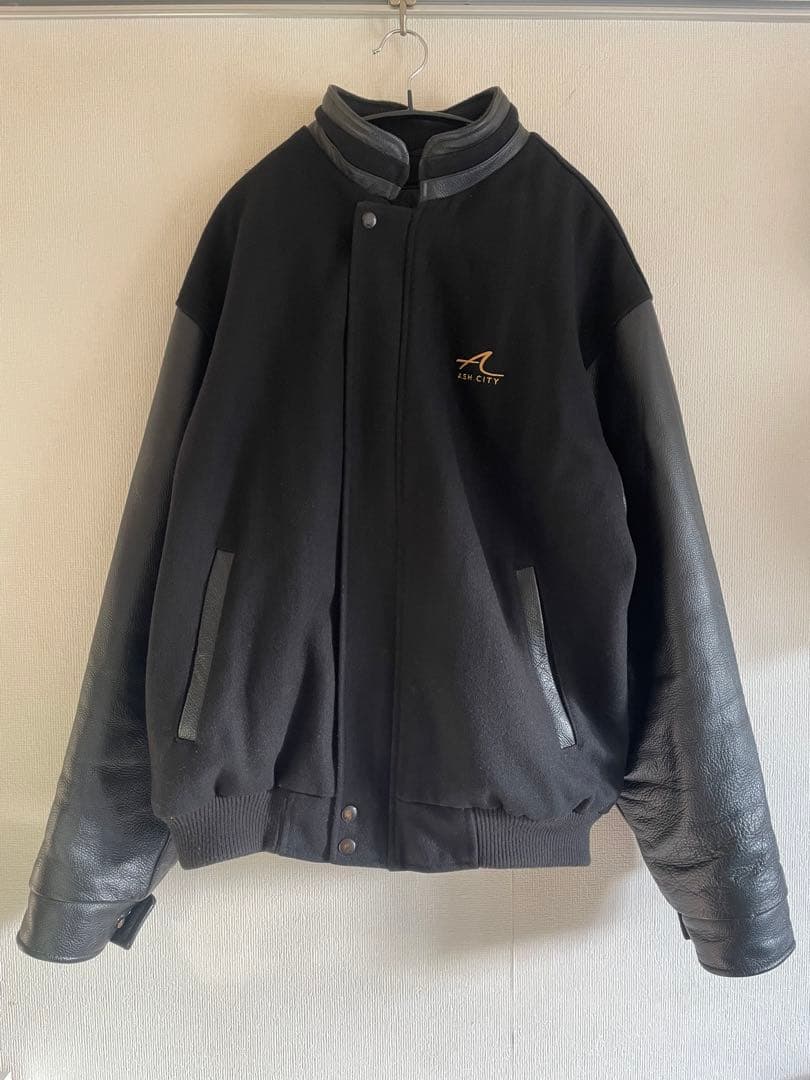 本革　スタジャン