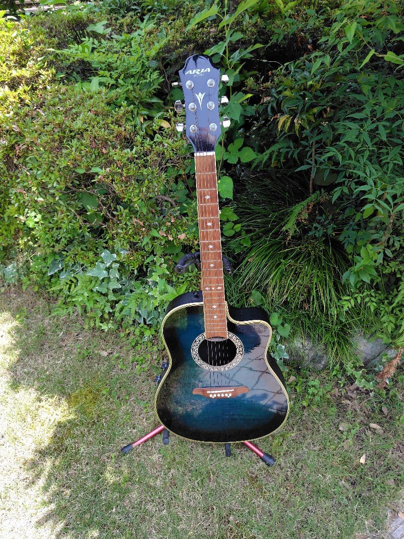 ARIA　エレアコ　ギター　AMB-35