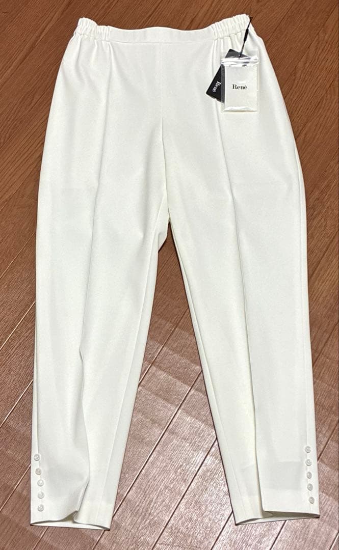 新品René ホワイトパンツ ウエストゴム ストレッチ ズボン白