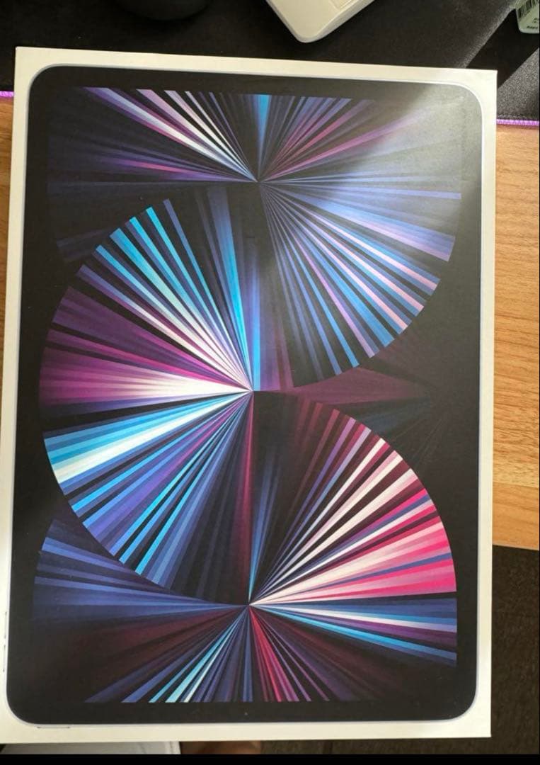 ipad pro 11インチ第3世代256GB magic keyboard付き