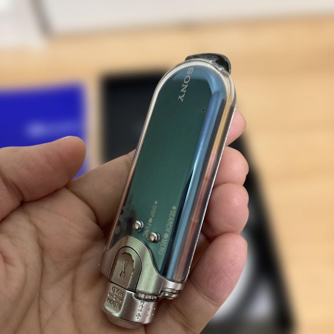 ひろ　箱無し送付SONY WALKMAN NW A605 再生確認済み