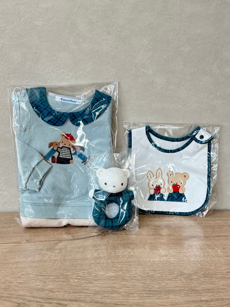 《豪華出産祝い》familiar 3点セット カバーオール スタイ ラトル