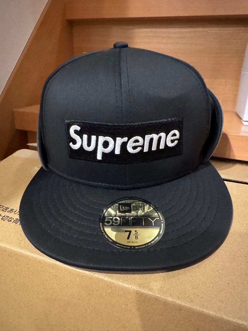 Supreme Box Logo 75/8 60.6cm 黒 ニューエラ