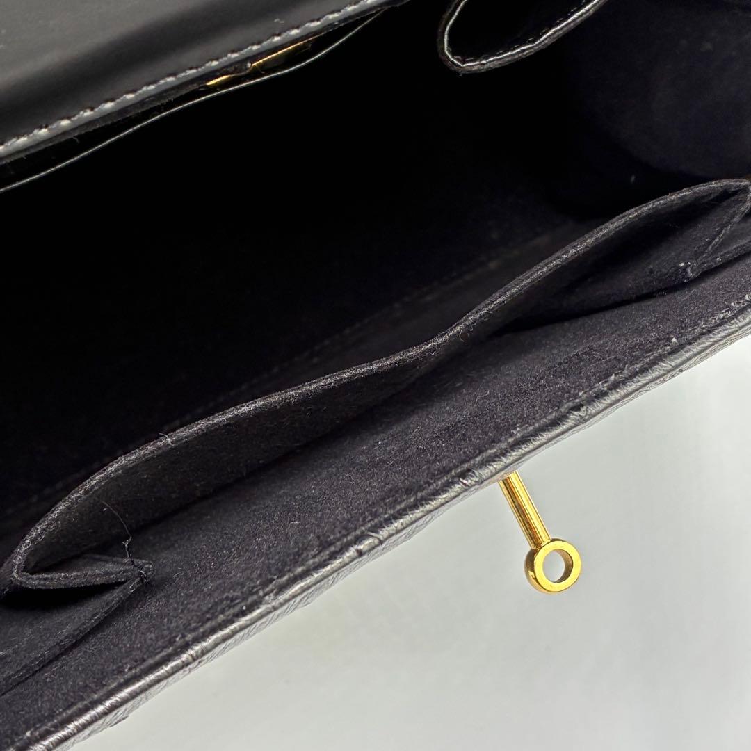 美品】オーストリッチ　ハンドバッグ　フォーマルバッグ　ブラック　ゴールド金具