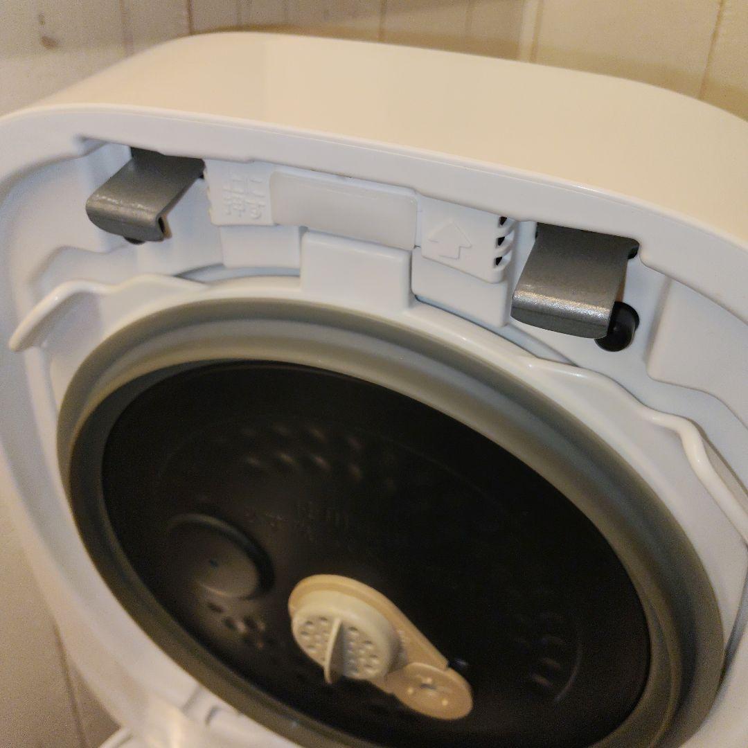 【美品】TOSHIBA 炊飯器 RC-10VWG