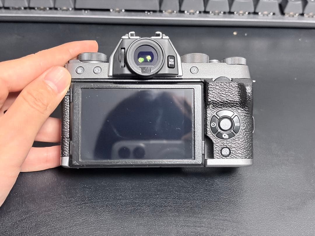 Fujifirm X-T100 ダークブラウン&TTartisan40mmセット