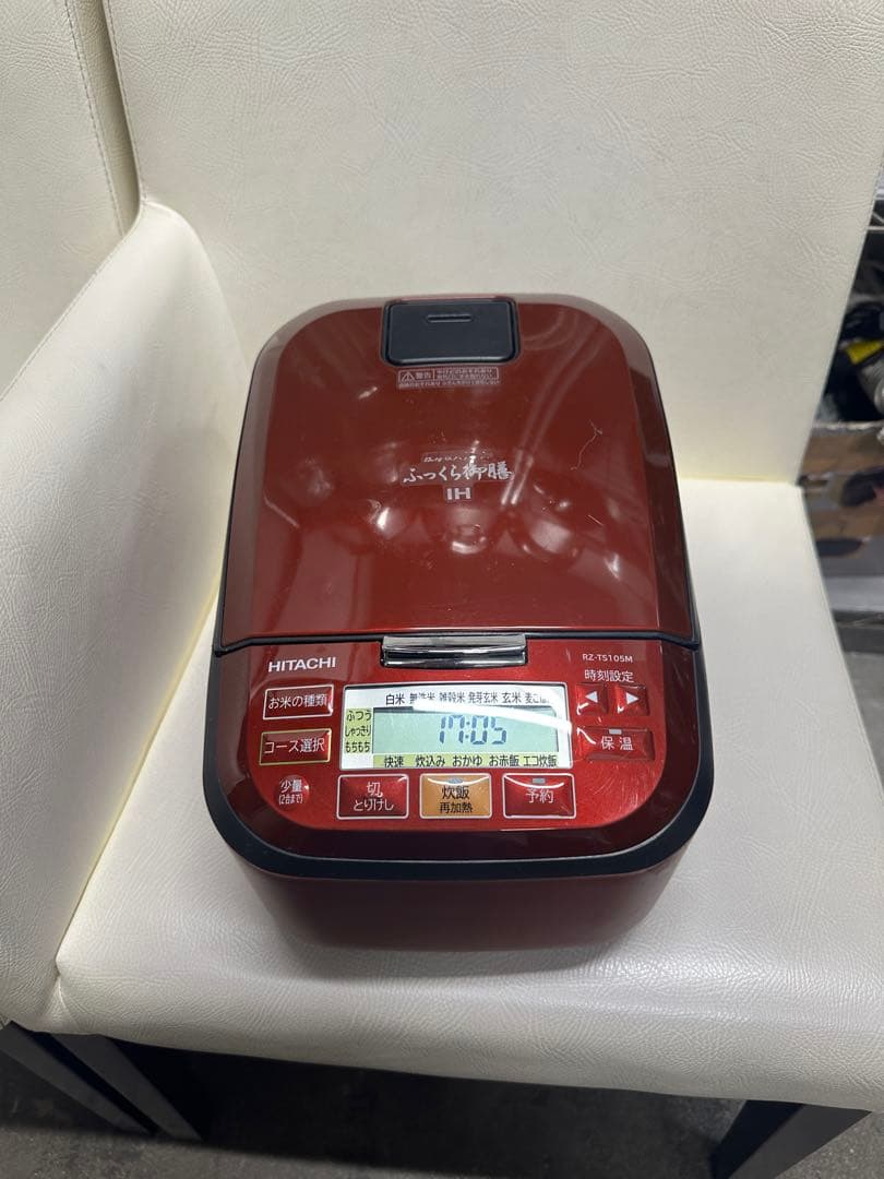 HITACHI 5.5合炊飯器