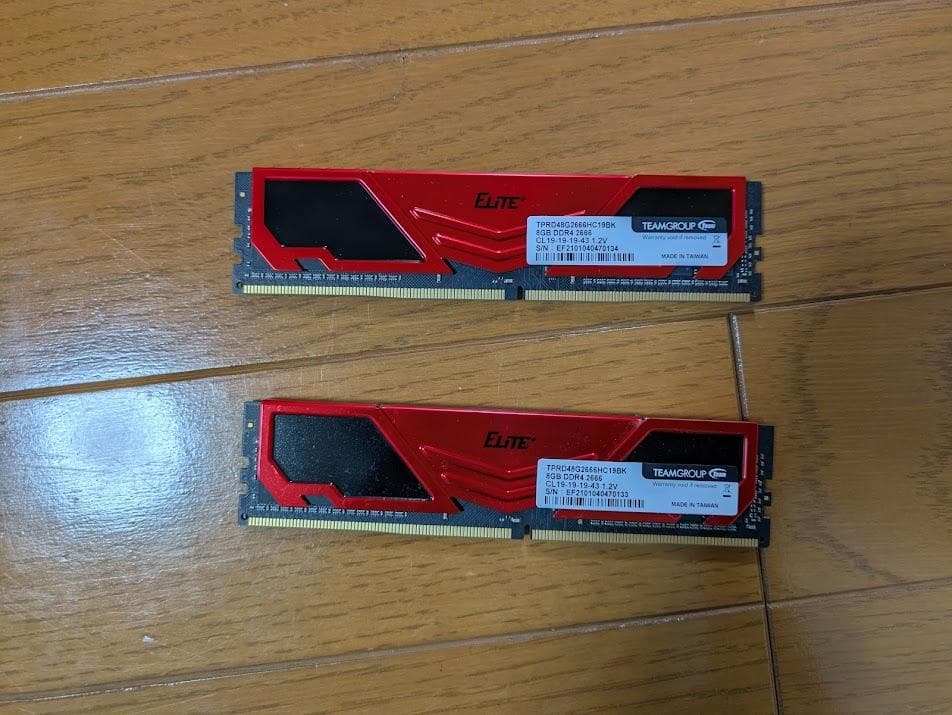 TEAMGROUP DDR4　16GB (8GBx2枚)　PC4-21300