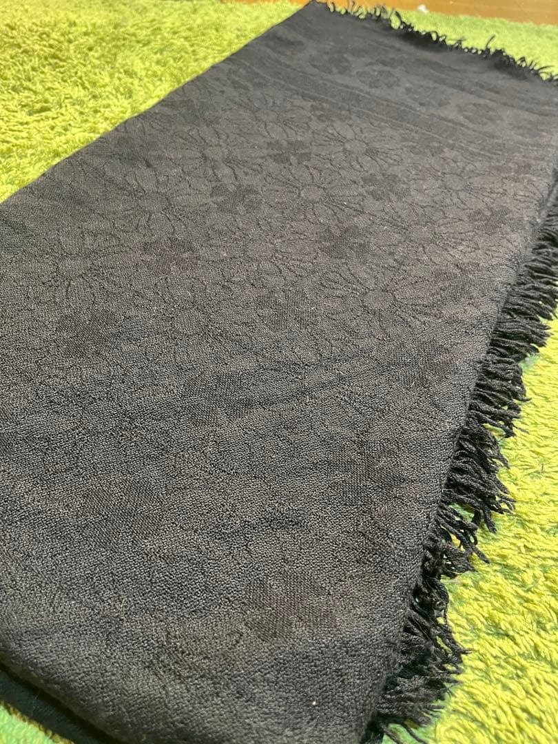 クロムハーツ　黒いフリンジ付きストール