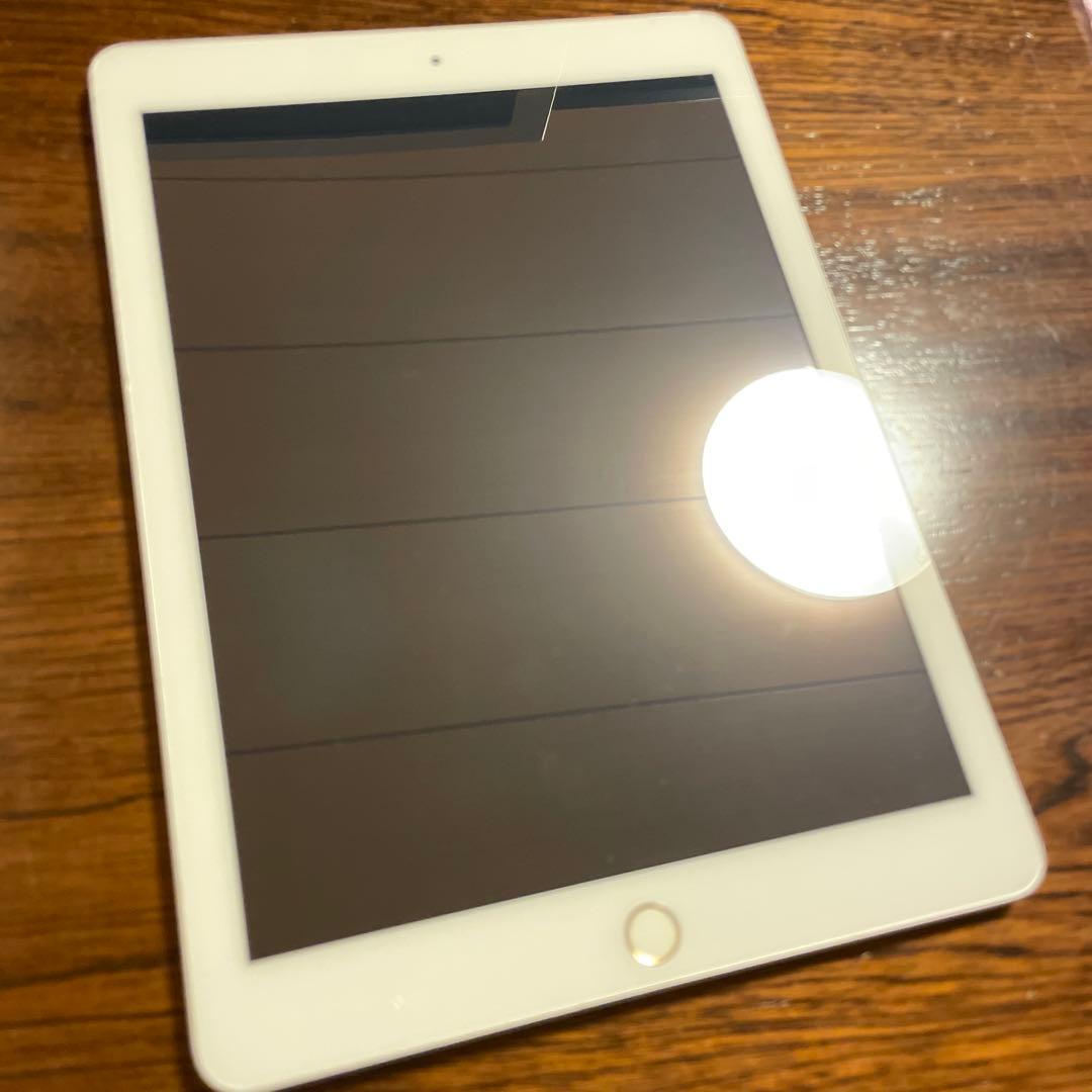 Apple iPad 第5世代　ジャンク　32GB Cellular初期化済み