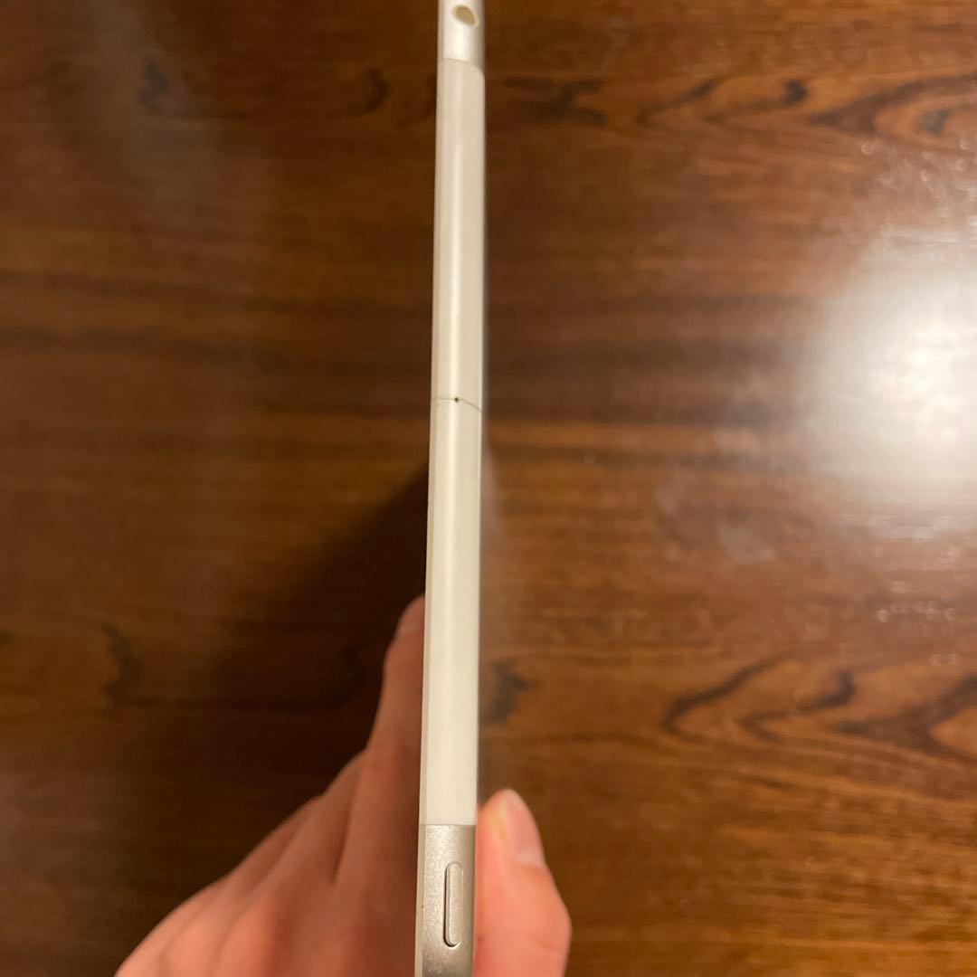 Apple iPad 第5世代　ジャンク　32GB Cellular初期化済み