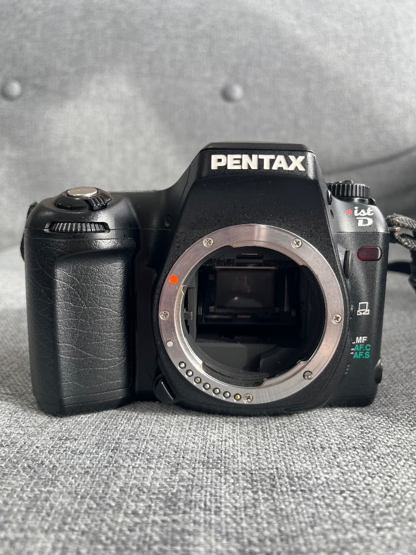 PENTAX ペンタックス *istD 初代　デジタル一眼カメラ レンズ付き