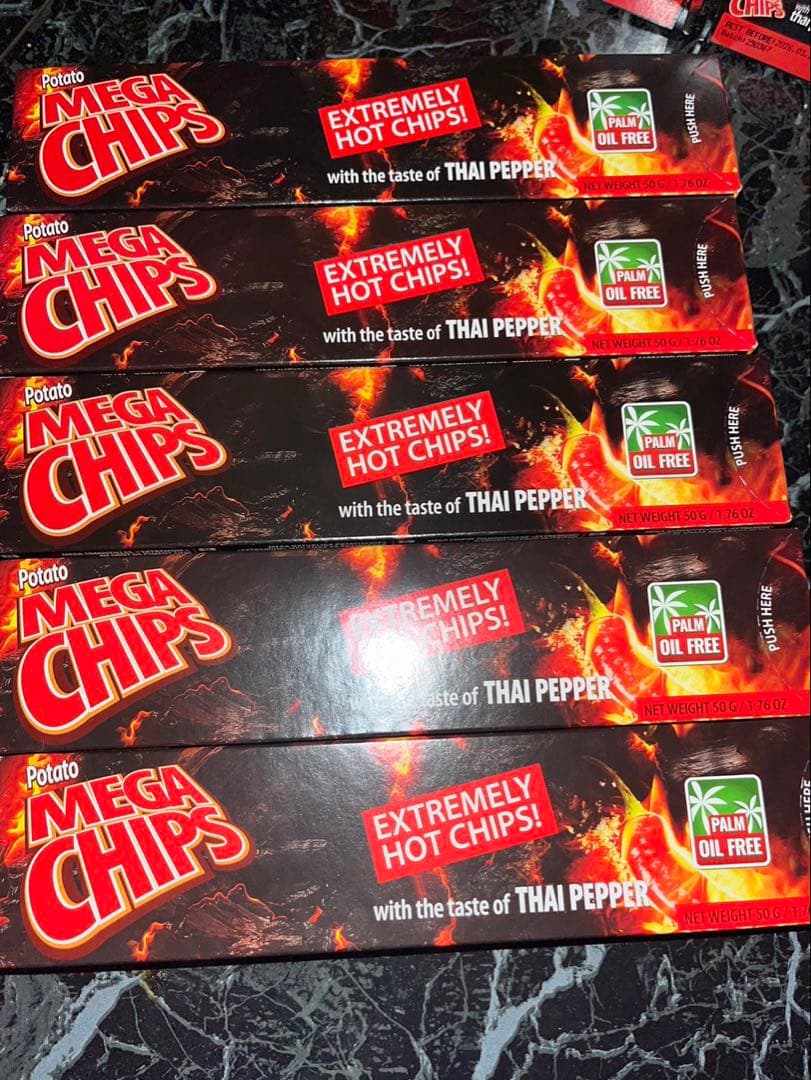 Mega Chips Thai Pepper ポテトチップス