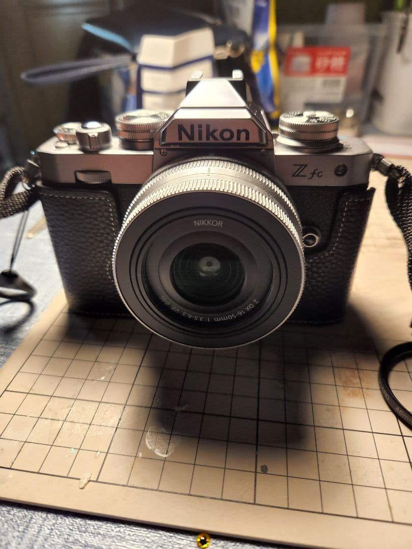 Nikon、zfc. 保湿庫保管、室内試し撮りのみ おまけつき