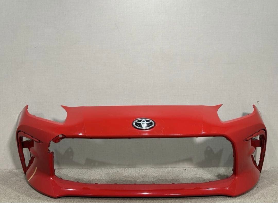 GR86 ZN8 純正 フロントバンパー (DCK スパークレッド)