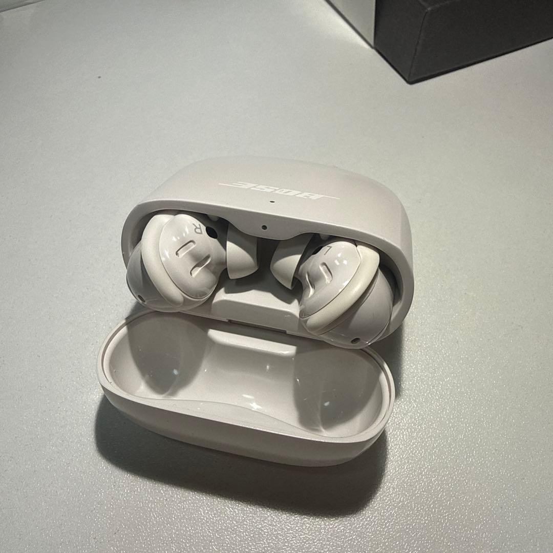 BOSE ワイヤレスイヤホン ホワイト