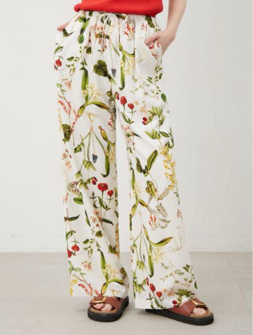 ミラオーウェン　ボタニカル柄ウエストゴムイージーパンツ