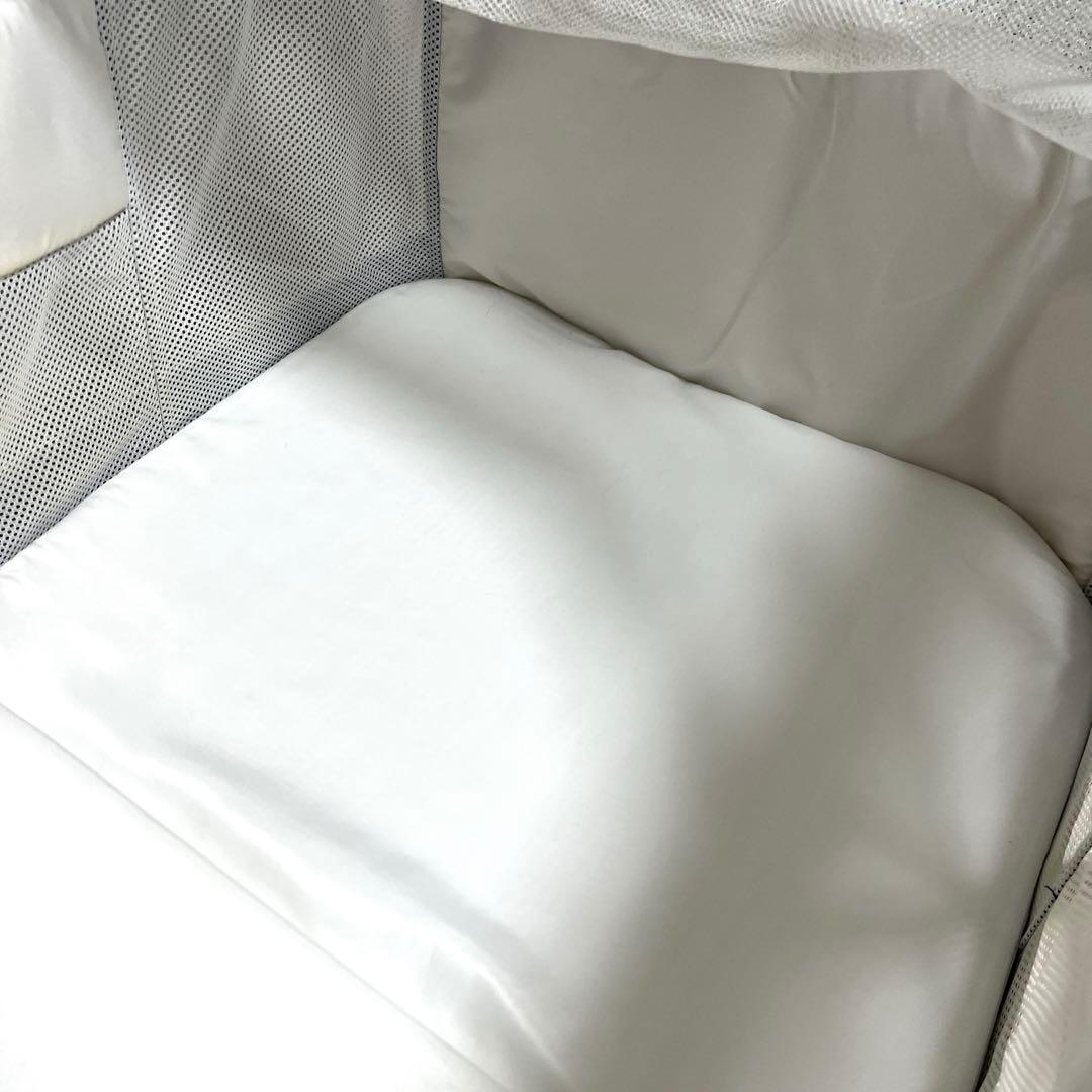 UBRAVOO　ベビーベッド　【コニー付き！】konny