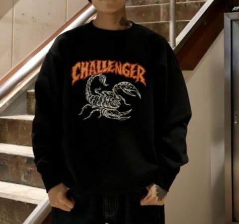 トップス CHALLENGER SWEAT