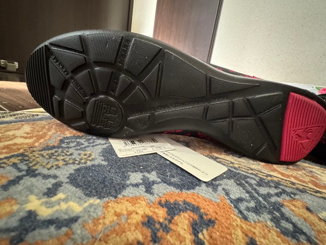 ベルサイユのばら ×ルコックスポルティフ コラボシューズ