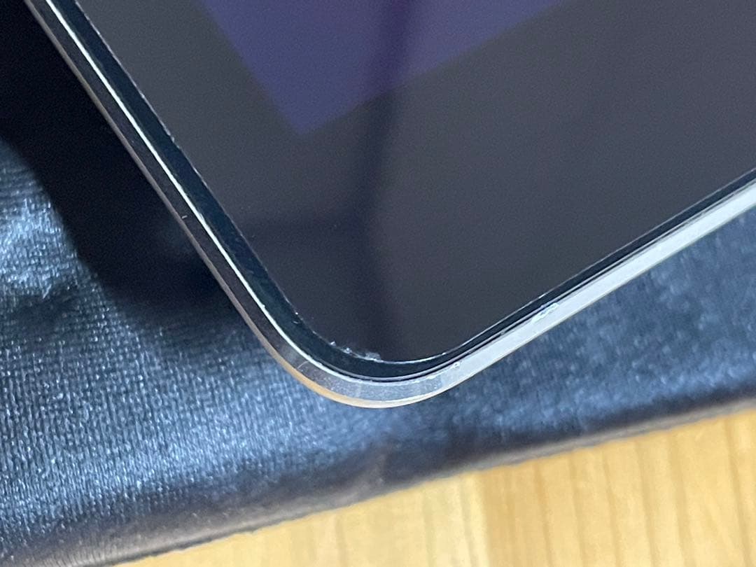 iPad Air2 9.7インチ シルバー セルラーモデル 64GB 動作確認済