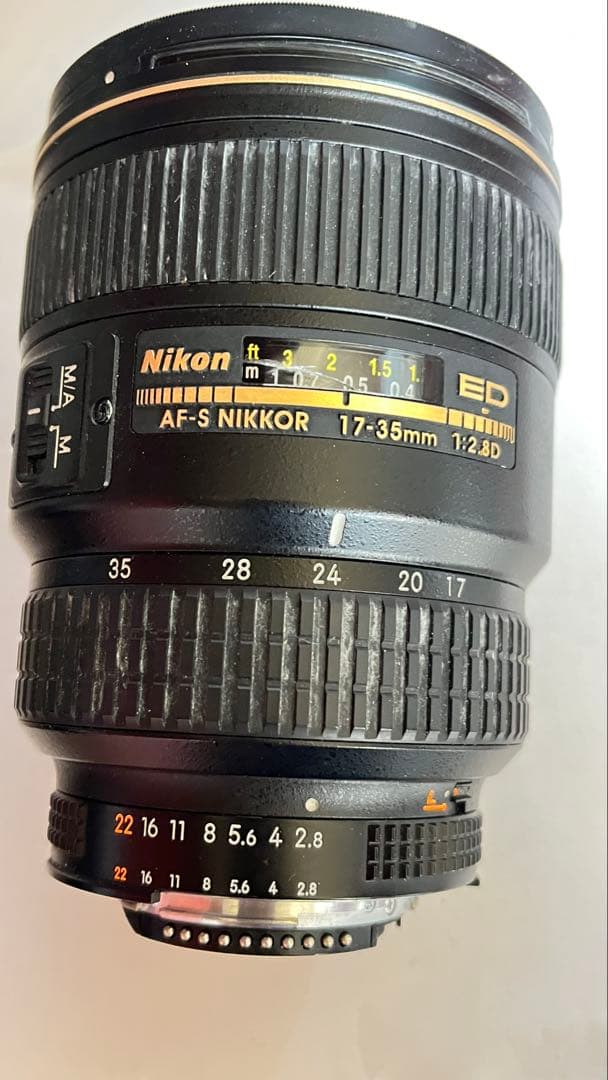 Nikon AF-S NIKKOR 17-35mm f/2.8D レンズ