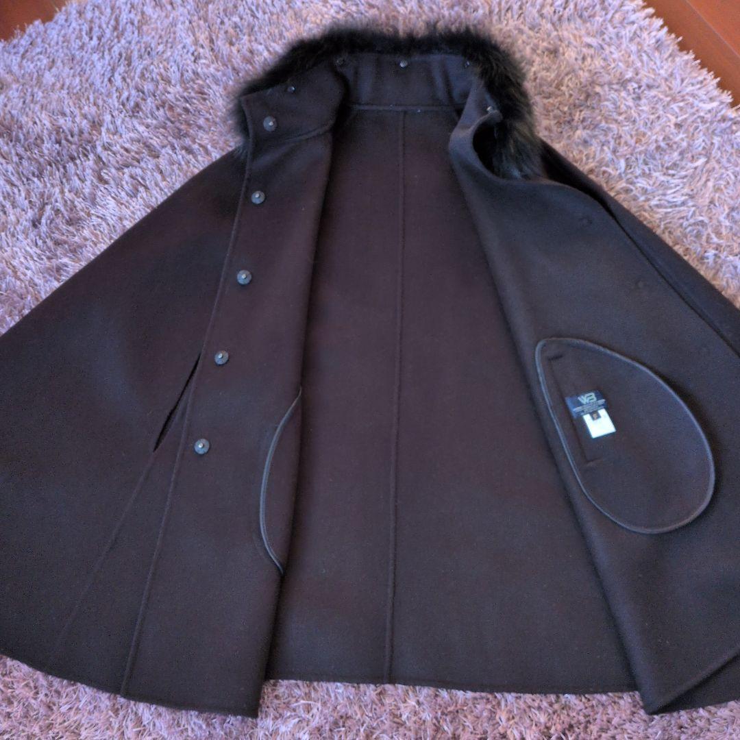 ブラック ホックスクファー付き カシミアダブルフェイスケープコート