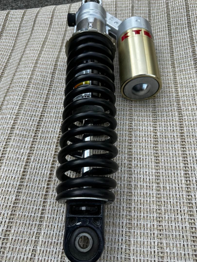 ZRX1100 逆輸入車仕様　純正リアサスペンション360ミリ