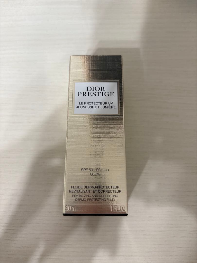 プレステージ ホワイト ル プロテクター UV ルミエール シアーグロウ