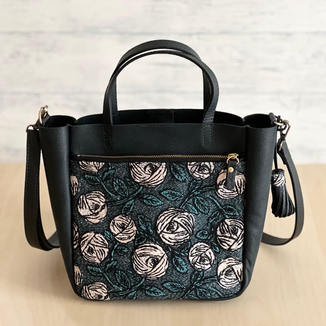 トート型本革ショルダーバッグ　rosy TB512-142