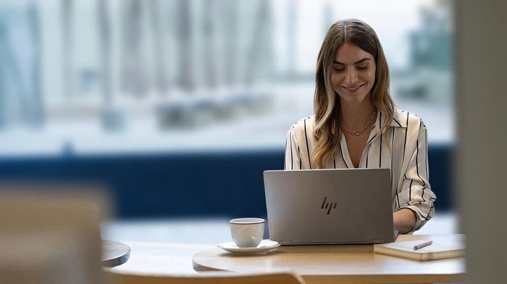 HP OmniBook X Flip 14-fm 32GBメモリ 1TB SSD