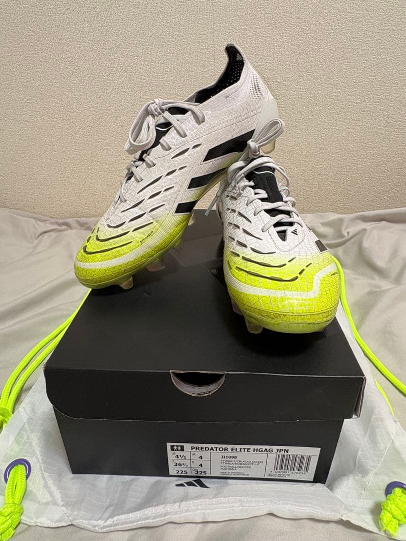 PREDATOR ELITE HGAG JPN サッカーシューズ