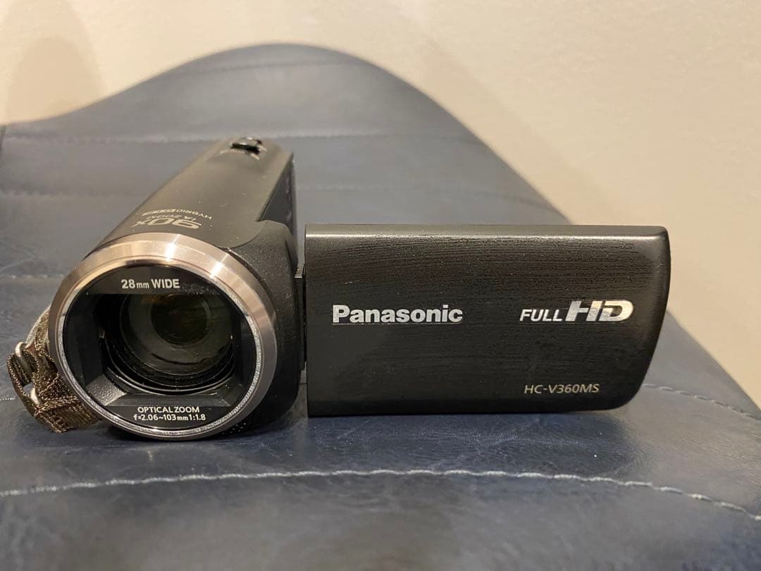Panasonic HC-V360MS フルHDビデオカメラ、ケ－ス、三脚付き