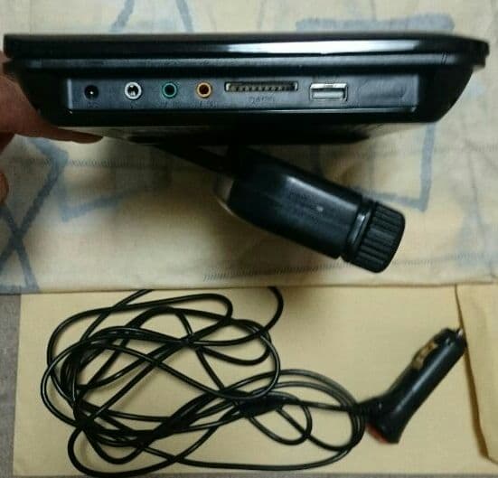 シガーソケットDVDプレイヤー