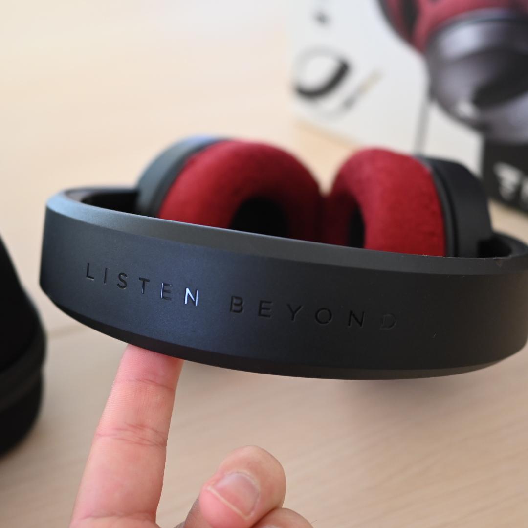 フォーカル● FOCAL LISTEN PROFESSIONAL ヘッドホン