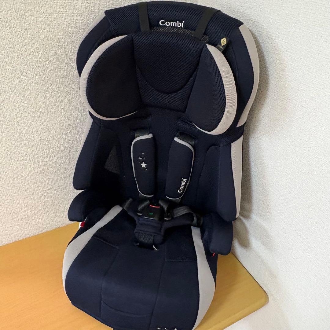 m 様コンビ ジョイトリップ　Simplight ジュニアシート