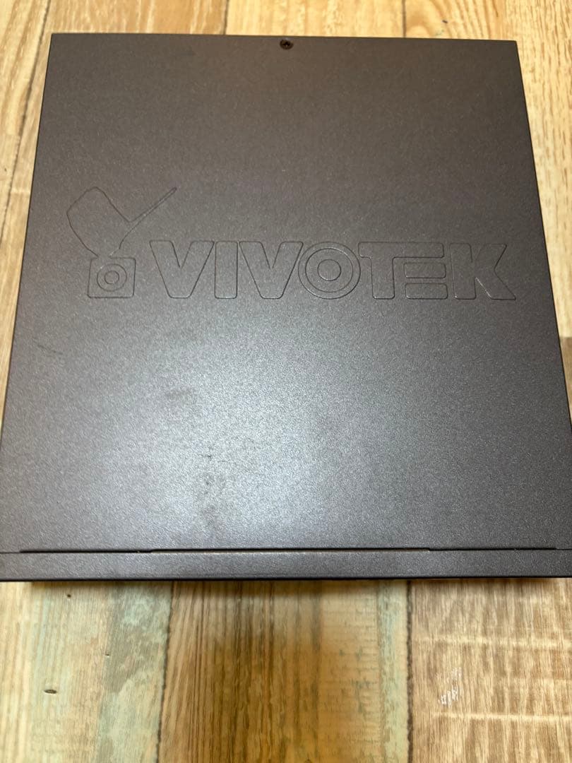 VIVOTEK AW-GEV-104A-130 8ポート por スイッチ