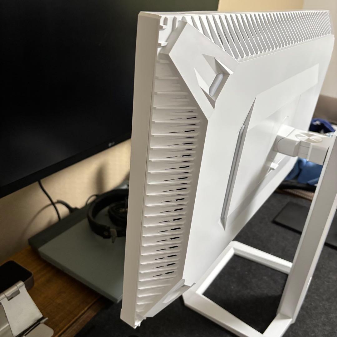 INNOCN 27M2V lite モニター　27インチ　4K UHD