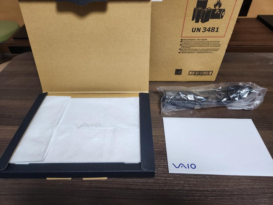 新品未使用VAIO SX12 i5-1340P 8GB 256GB Office