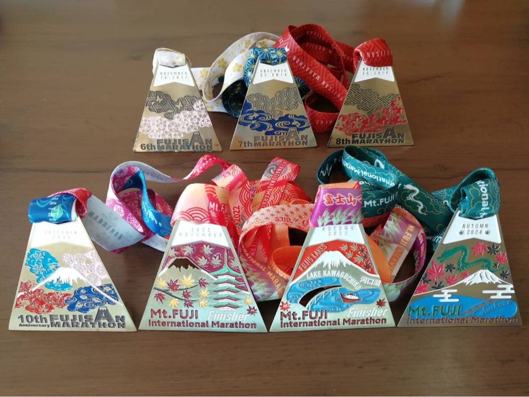 富士山マラソン　完走メダル　7個セット　フィニッシャーメダル　立つタイプ