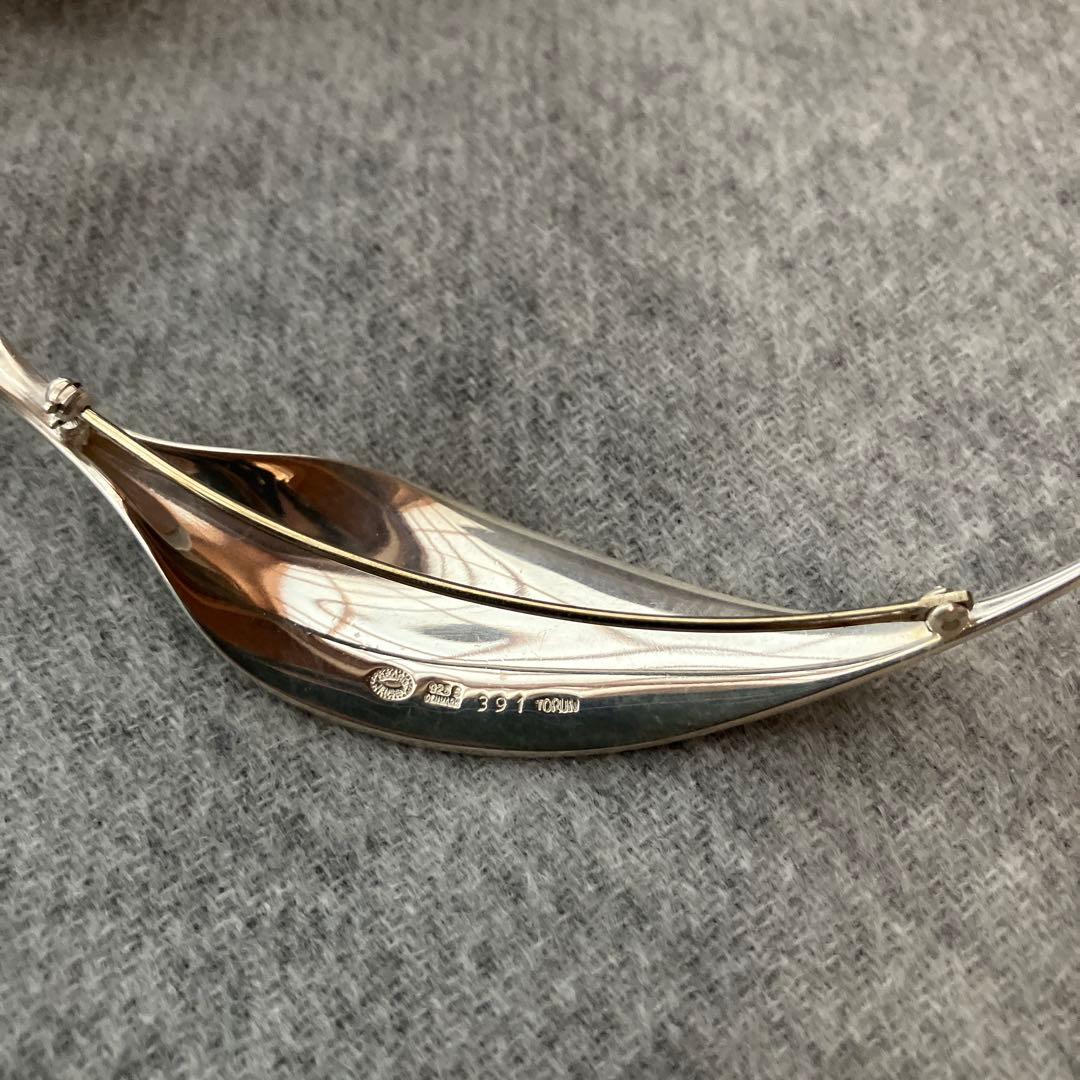 ジョージ・ジェンセン　リーフモチーフ ブローチ