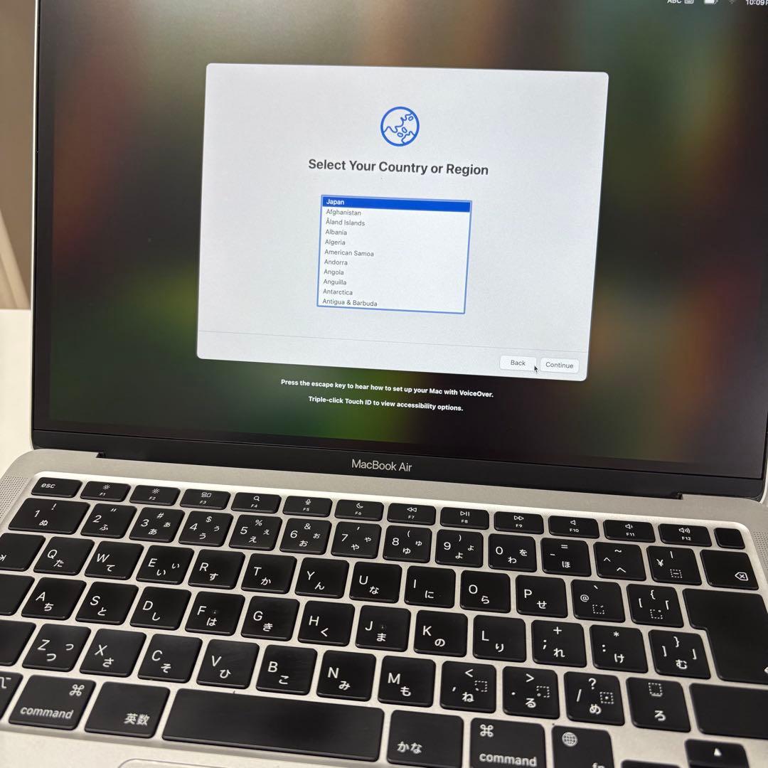 MacBook Air 13インチ M1(メモリ8GB/SSD256GB)