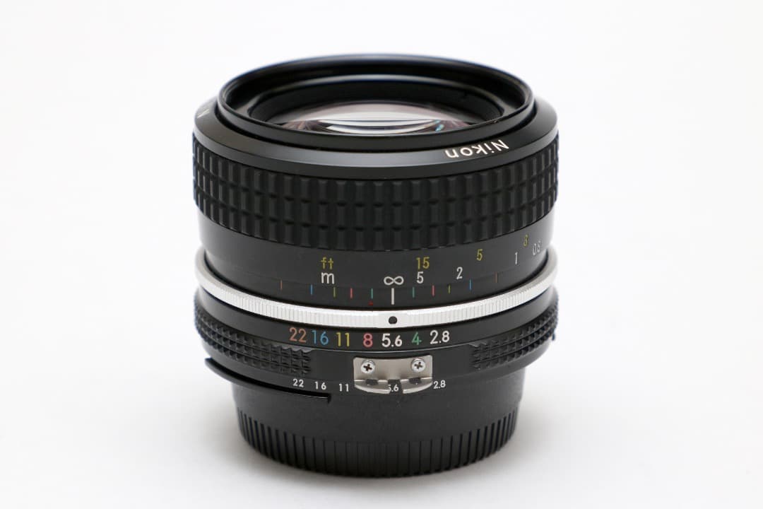 ニッコール　28mm  F2.8　（Ai）マニュアルフォーカス　オールドレンズ