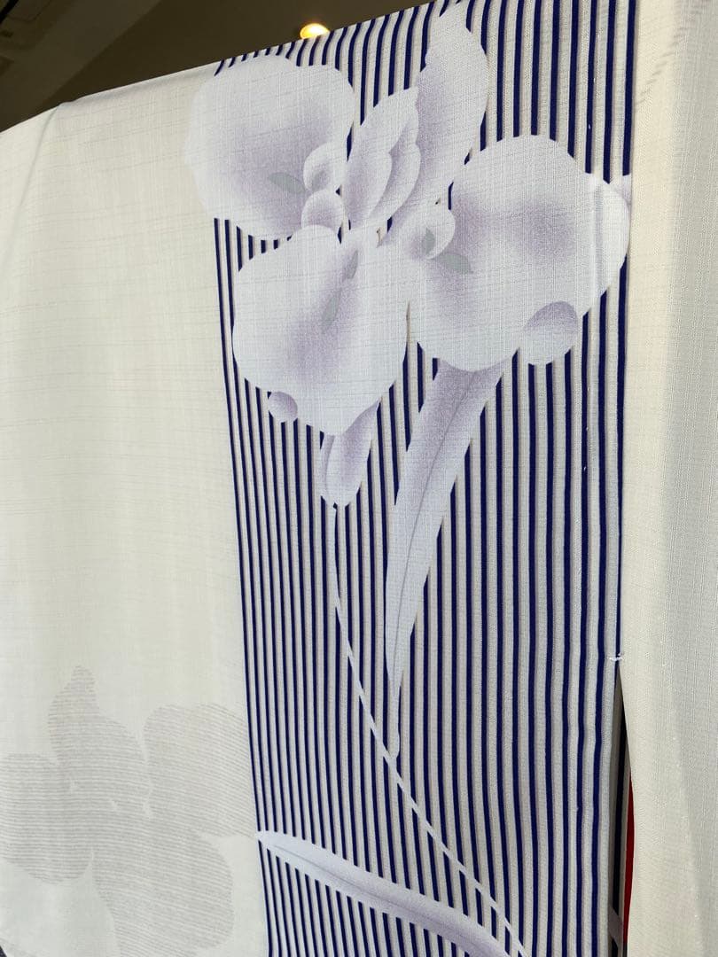 ひ*ん様 【美品】【撫松庵】夏に快適！セオα 浴衣 あやめ縞アイボリー