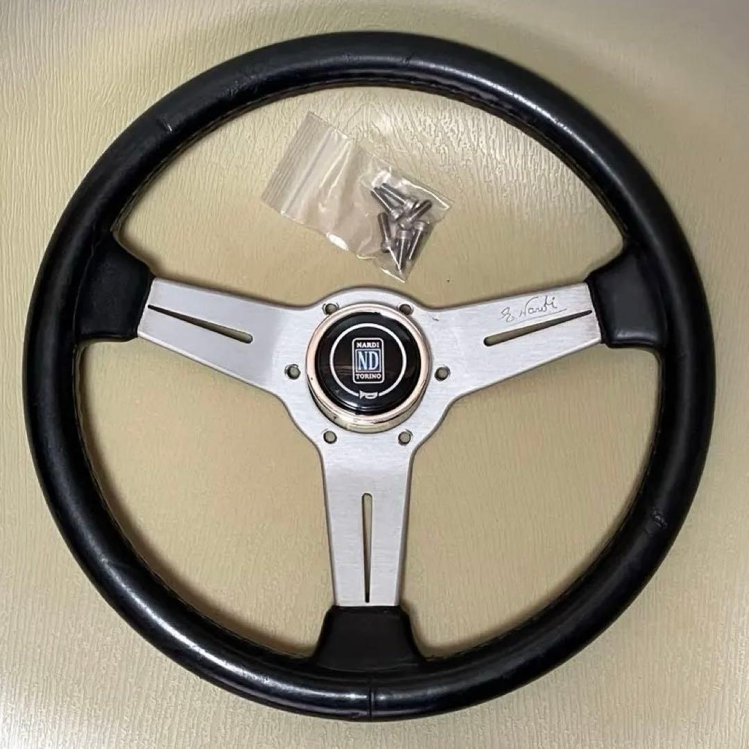 【専用】FET刻印有 ナルディ ステアリング クラシック シルバー 33φ