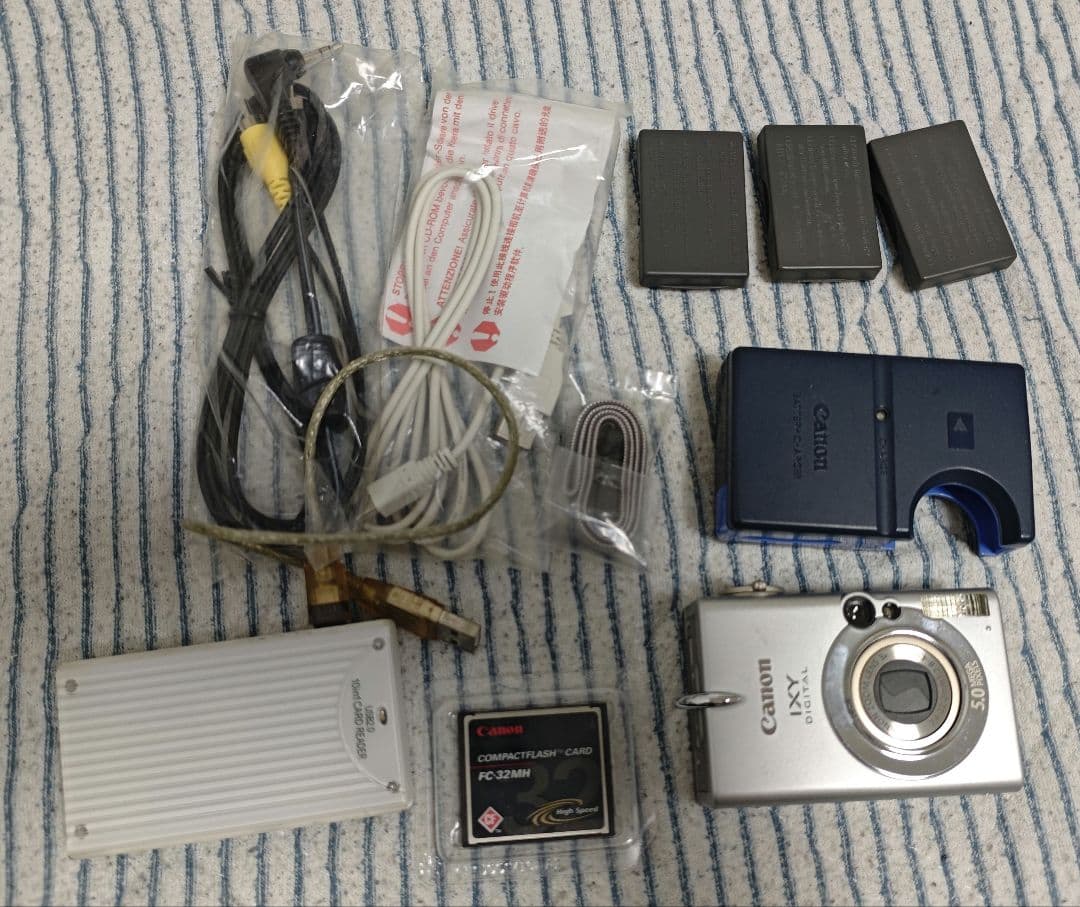 Canon IXY DIGITAL 500 コンパクトデジタルカメラ