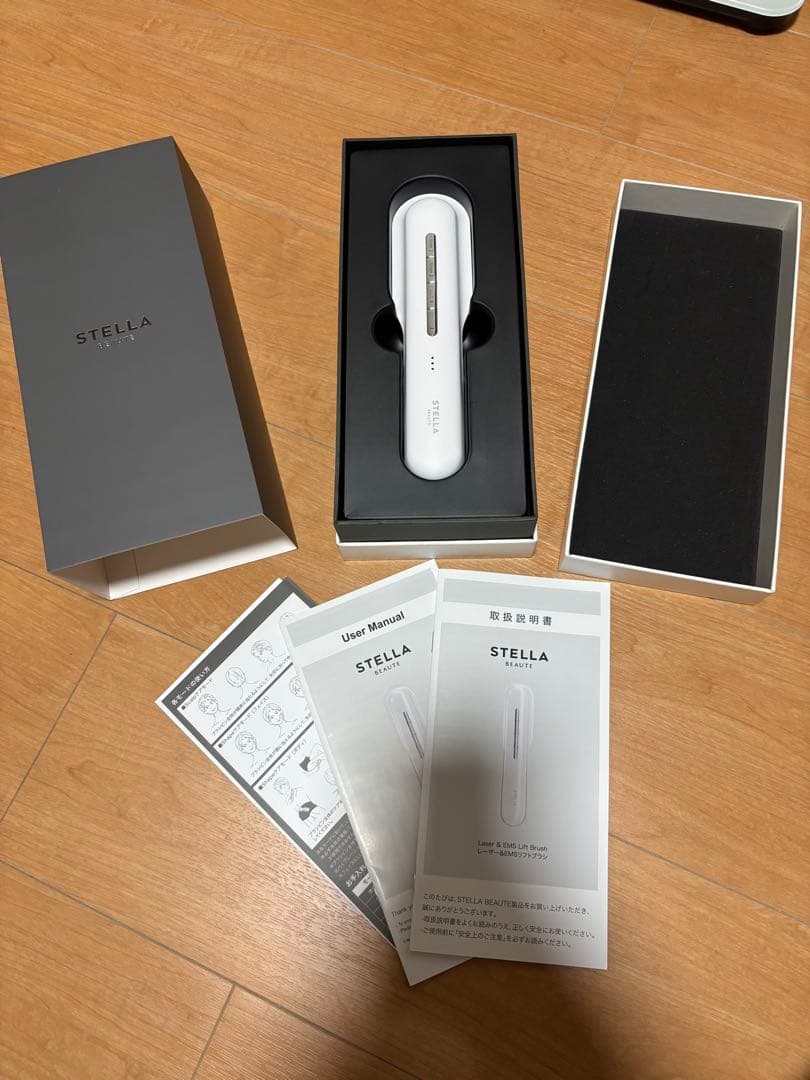 STELLA BEAUTE レーザー&EMSリフトブラシ　新品・未使用